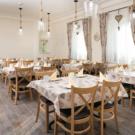 Aquasol 4* Mosonmagyaróvár